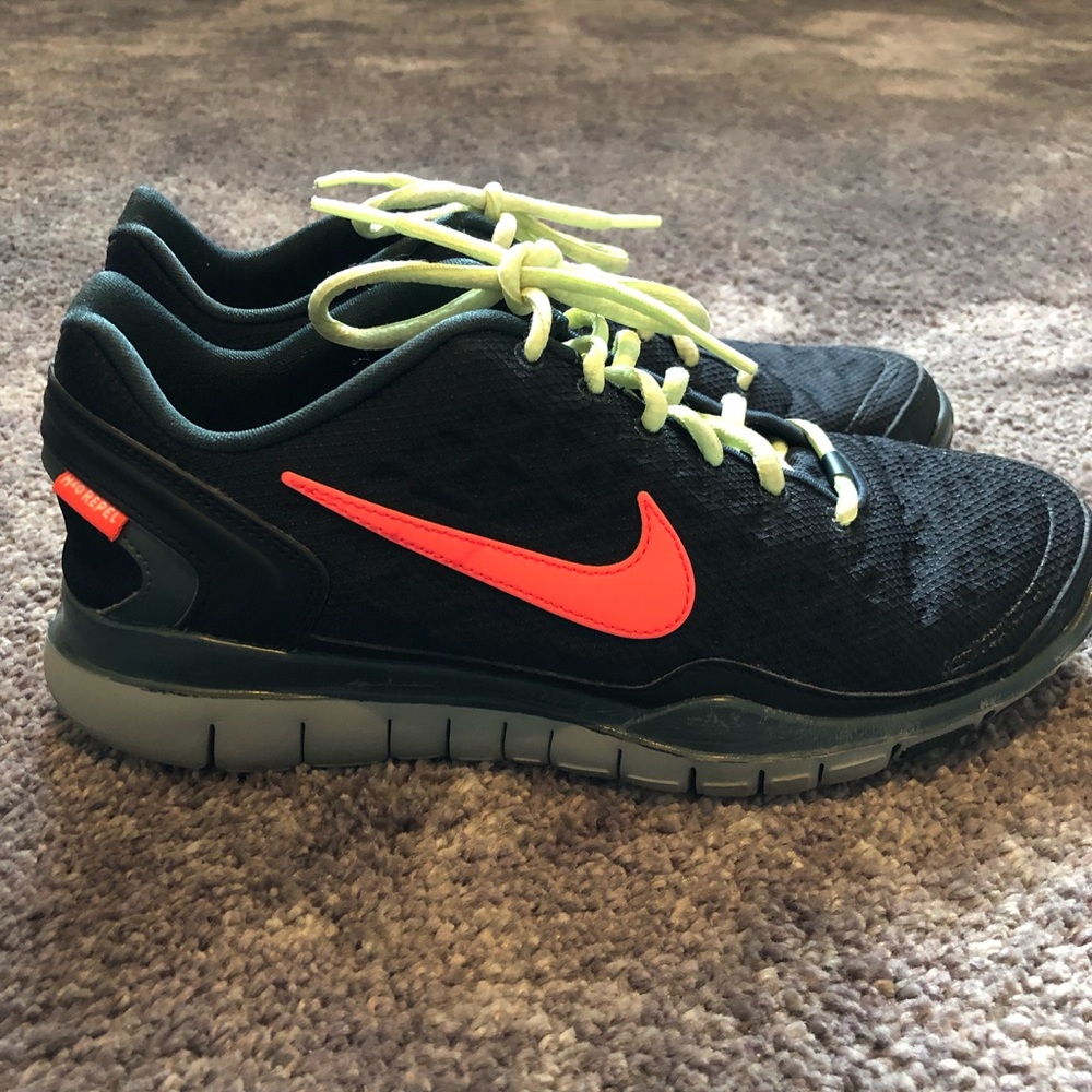 Nike Women’s Free Tri Fit 2